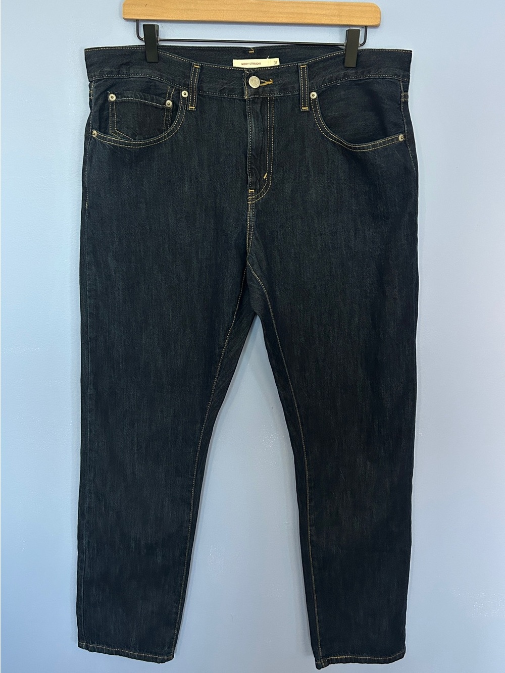 Levi’s Men's Dark Blue Denim Jeans - Middy Straight Fit 31x30